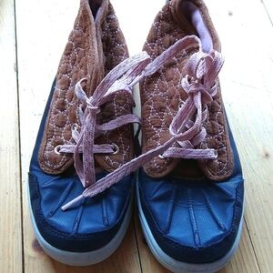 Oshgosh B'gosh Outdoor Trek Shoe